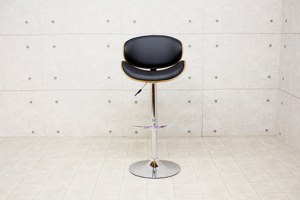 オシャレなデザインカウンターチェアー！